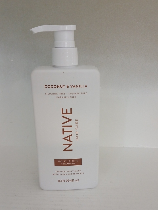 Native Other - Native Coconut & Vanilla Moisturizing Shampoo